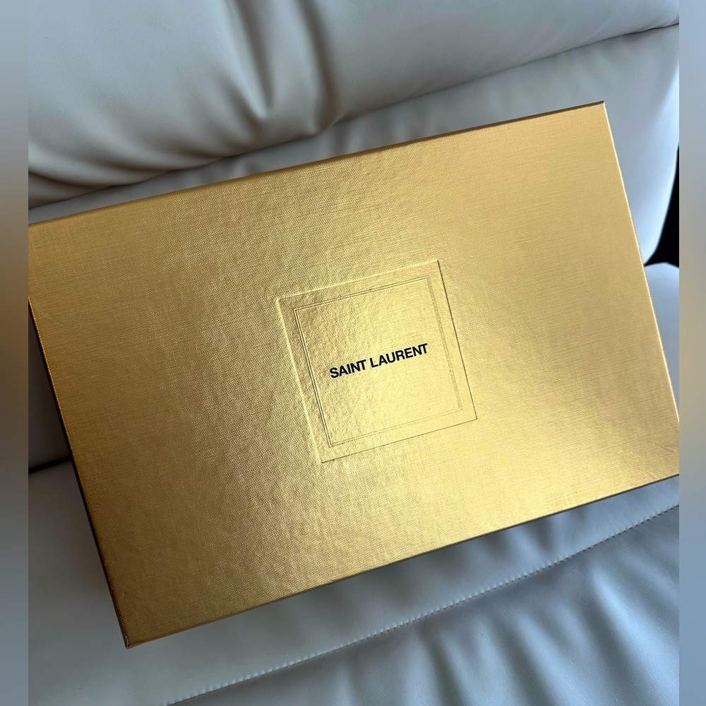 Saint Laurent BOX! Bag and box included!